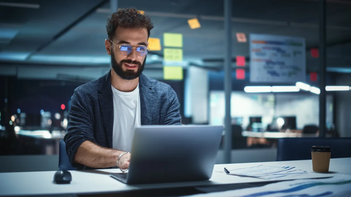 Especialista do Grupo Inlog atuando em projeto de cloud e infraestrutura